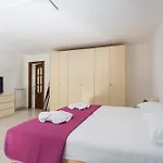 Covino House By Dimorra Appartement