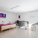 Covino House By Dimorra Appartement