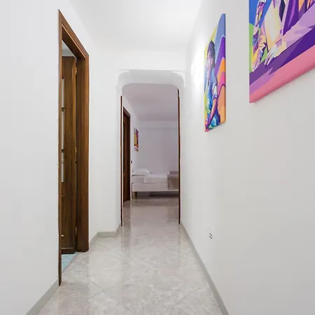 Covino House By Dimorra * Napoli